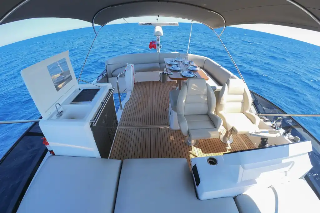Alquiler de velero Yate Lujo Azimut en Barcelona - imagen 4
