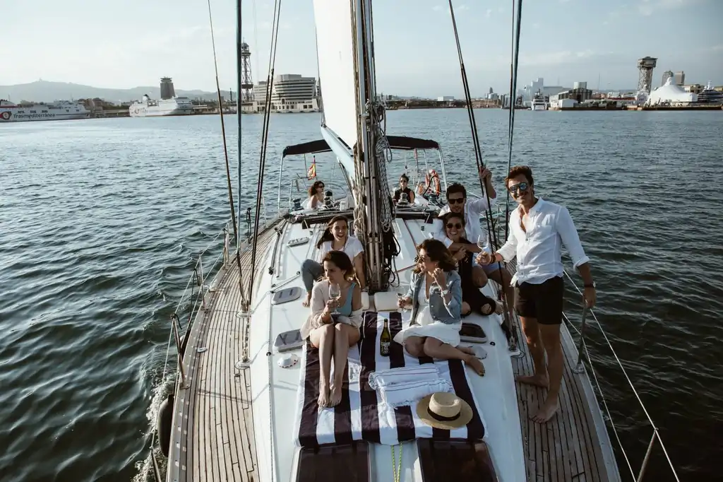 Noleggio della barca a vela Jeanneau Sun Odyssey 45 a Barcellona - image 2