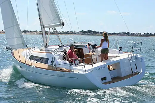 Beneteau Oceanis 37 Segelboot - image 3