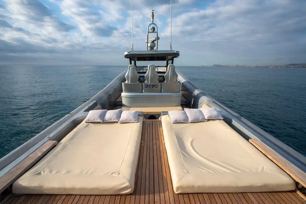 Alquiler de velero Novamarine Ten Gray Spicy Lancha De Lujo en Barcelona - imagen 4