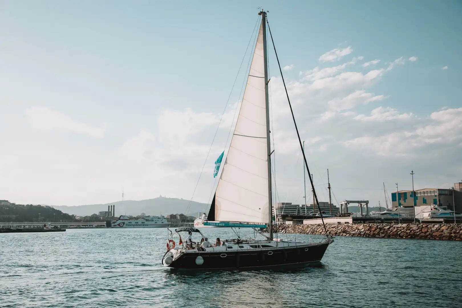 Veleros en barco en Barcelona